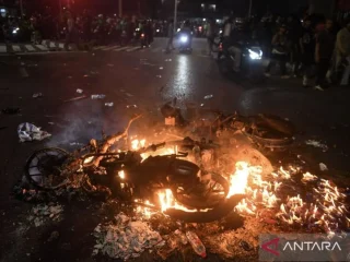 Demo 27 Agustus: Polisi tetapkan 45 tersangka, 153 anak di bawah umur diserahkan ke Subdit PPA dan TPPO
