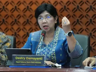 Rupiah menguat usai Destry Damayanti terpilih sebagai Gubernur BI