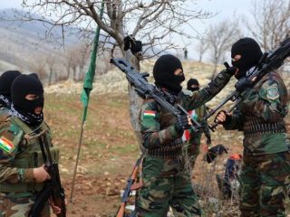 Iran tak cuma hadapi AS dan Israel, ancaman juga datang dari dalam: Markas militernya diserbu