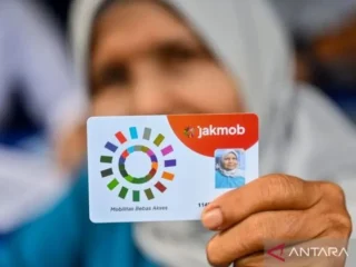 Transjakarta tegaskan jangan perjualbelikan kartu layanan gratis