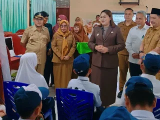Revitalisasi sekolah Donggala