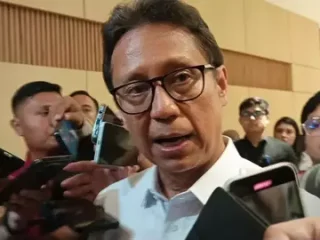 Menkes beri tips cara lindungi pernapasan-mata dari Abu Anak Krakatau: Pakai masker dan kacamata