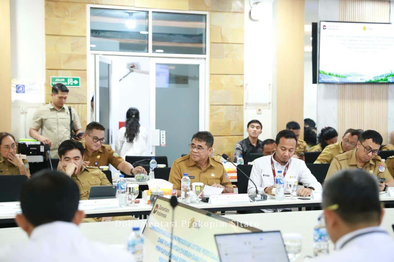 Rapat listrik perdesaan Sitaro