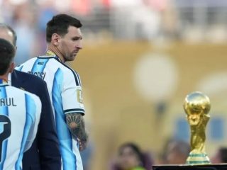 Terasa menyakitkan,  Messi akui sudah waktunya pensiun dari timnas Argentina