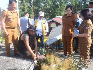 Wawali Sendy pantau distribusi air bersih, pastikan semua warga Tomohon terlayani