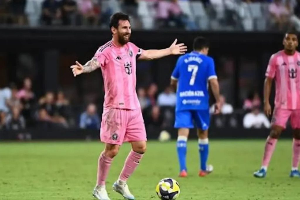 Torehkan sejarah, Messi cetak gol ke-100 saat Inter Miami kalahkan Cruz Azul di Campeones Cup