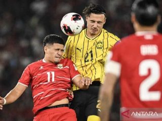 Bermain dengan 10 pemain, Timnas Indonesia lewati laga menegangkan imbangi Malaysia
