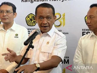 Presiden Prabowo arahkan ubah batu bara jadi bensin, Bahlil: Siap laksanakan!