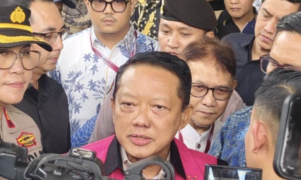 Febrie Adriansyah melawan! Mantan Jampidsus minta hakim buka-bukaan di pengadilan!