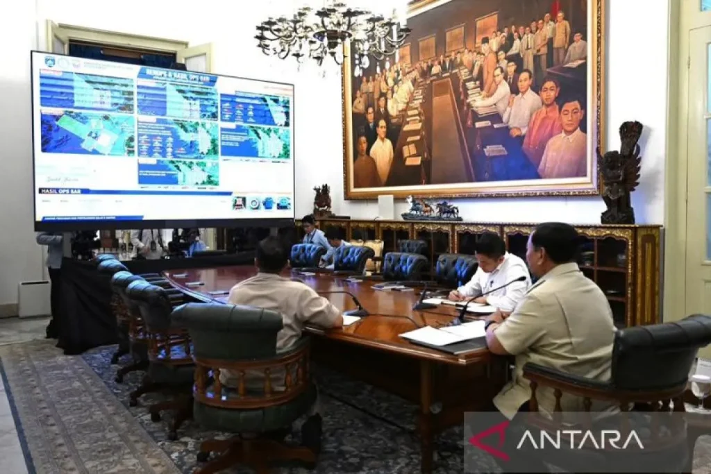 Perintah Prabowo kepada Kapolri: ‘All out’ cek unsur pidana perusahaan pelaku Karhutla Kalimantan dan Sumatera