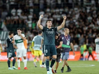 Drama lima gol, Espi jadi pahlawan Real Madrid saat bertandang di markas Elche