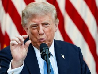 Ihwal perang Iran, Trump anggap sebagai 'hal kecil' bagi AS