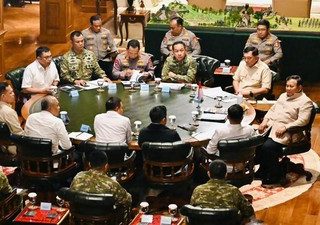 Sebelum berangkat ke Rusia, Prabowo panggil Panglima-Kapolri ke Hambalang laporkan Karhutla