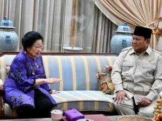 Sampaikan langsung belasungkawa atas wafatnya 'sosok Marhaenis' Guruh, Prabowo kunjungi Megawati